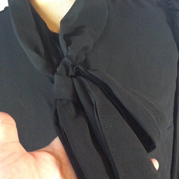 Catherine Malandrino Size XS Black Button Down Blouse With Neck Tie - Picture 4 of 9